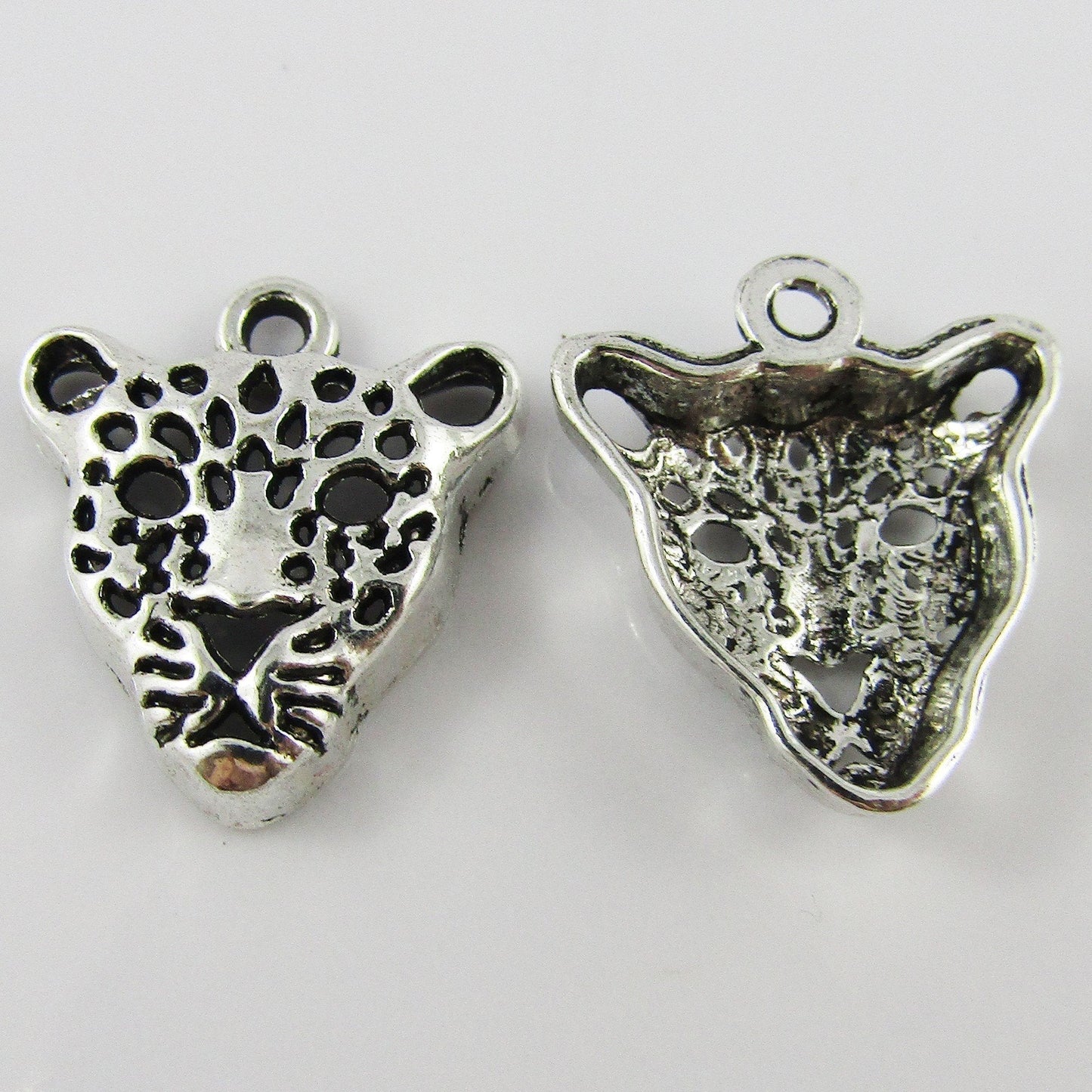 Bulk Cheetah Head Charm Pendant Jungle Big Cat Alloy 20x18mm Select Qty