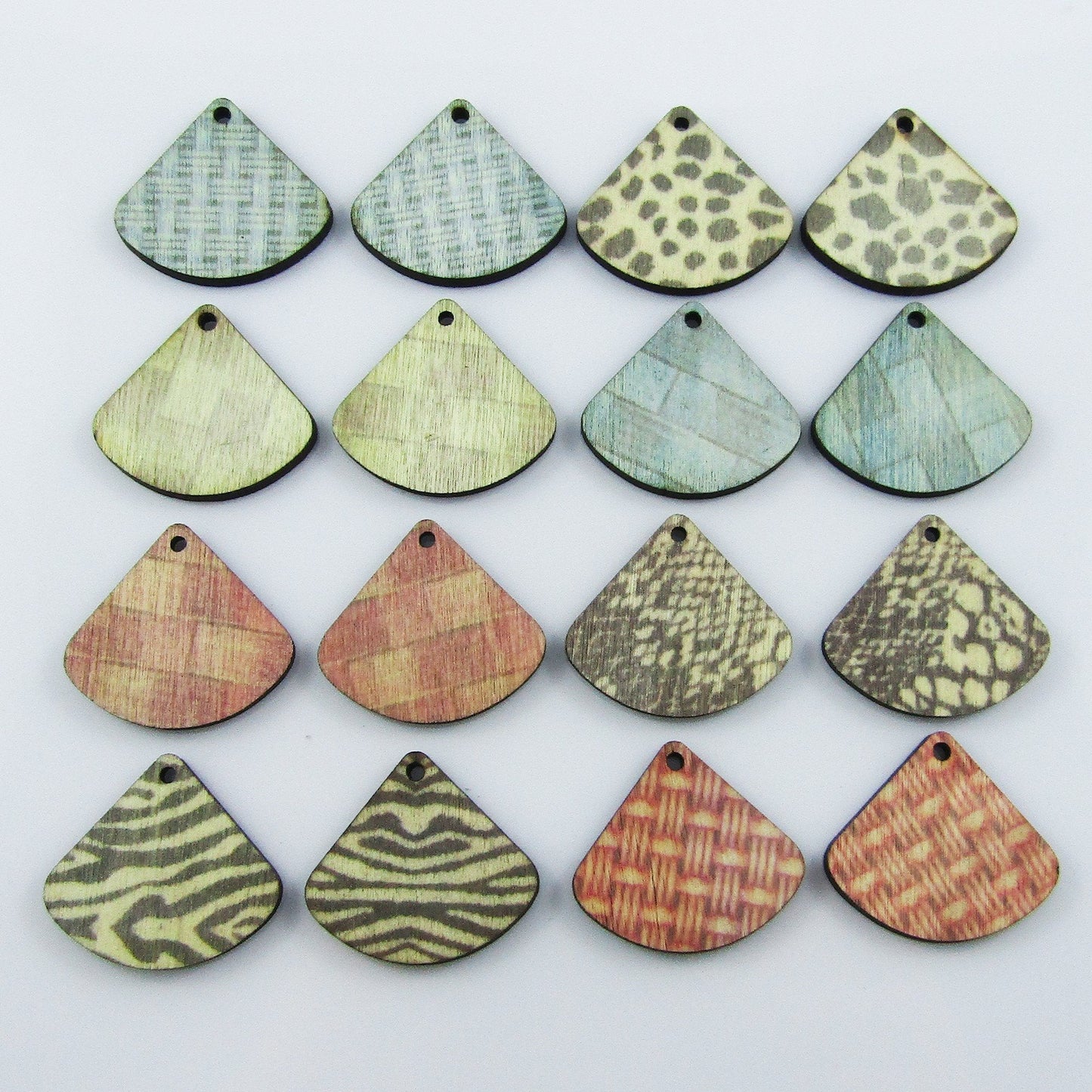 10pcs in Random Pairs Printed Wood Fan Charm Pendant 24x27mm