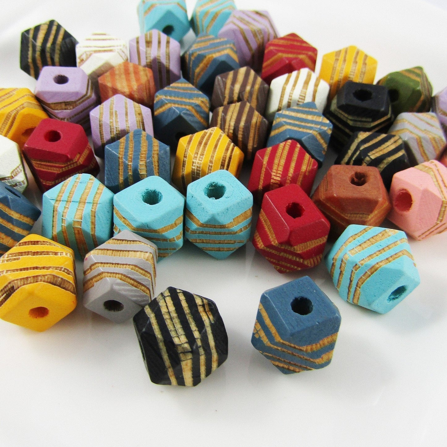 20pcs Faceted Zebra Stripe Bead Wood Painted Laser Engraved 12x12mm Hole 2.5mm